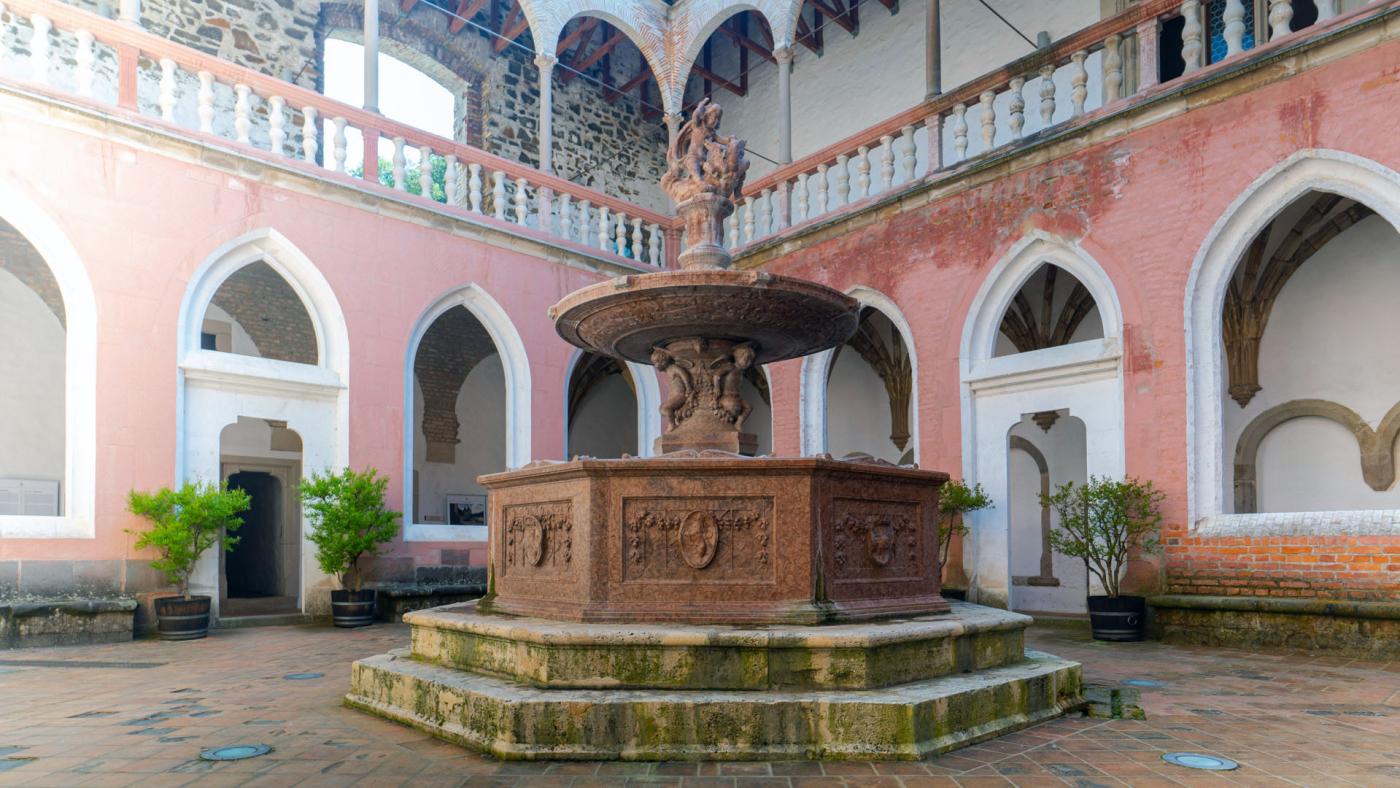 Visegrádi Királyi Palolota