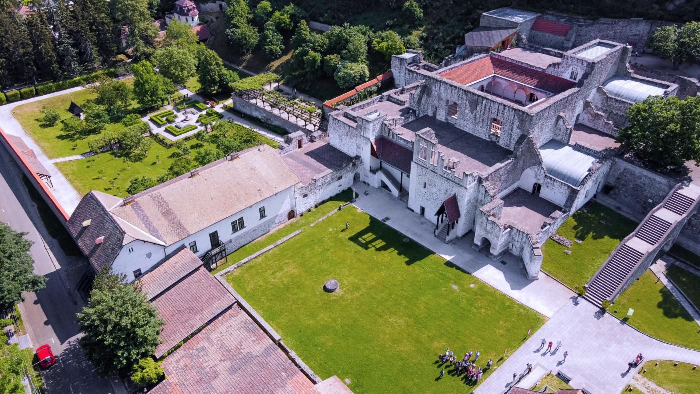 Visegrádi Királyi Palolota