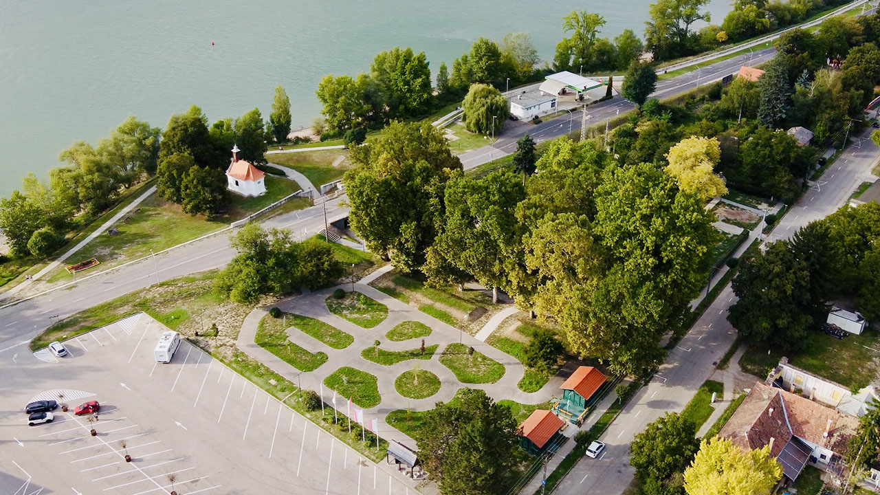 A Visegrádi Nagyparkoló Környezete - Városi Nagypark 